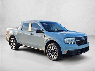 Used 2024 Ford Maverick Lariat video 3