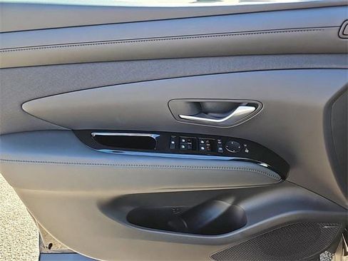 New 2025 Hyundai Santa Cruz Limited image 11