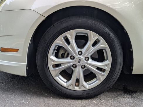 Used 2012 Ford Fusion SE FWD image 6