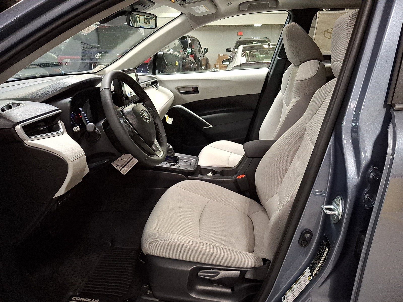 New 2026 Toyota Corolla Cross LE w/ Moonroof Package AWD/4WD image 9