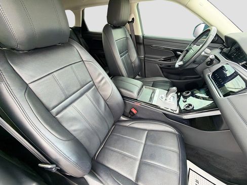 Used 2020 Land Rover Range Rover Evoque SE image 15