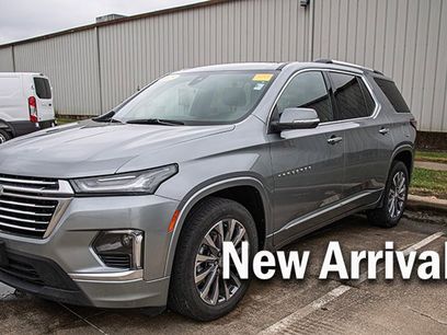 Used 2023 Chevrolet Traverse Premier w/ LPO, Cargo Package