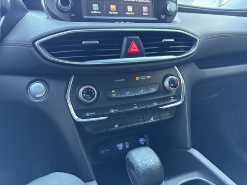 Used 2020 Hyundai Santa Fe SEL image 19
