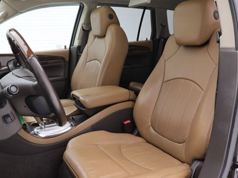 Used 2017 Buick Enclave Premium w/ Experience Buick Package image 19