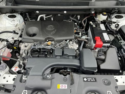Used 2025 Toyota RAV4 XLE w/ Convenience Package image 33