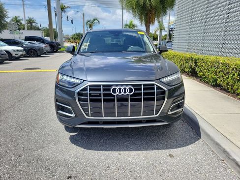 Used 2024 Audi Q5 Prestige AWD/4WD image 2