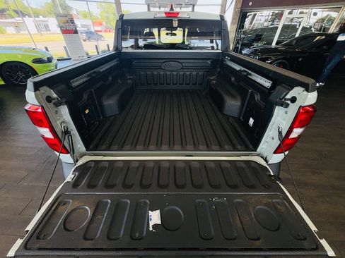 Used 2024 Ford Maverick Lariat w/ FX4 Off-Road Package AWD/4WD image 11