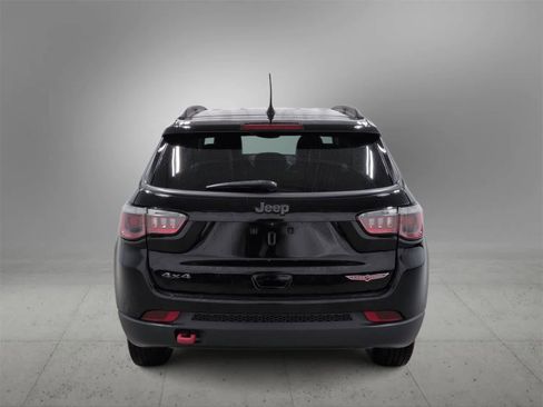 Used 2020 Jeep Compass Trailhawk image 7