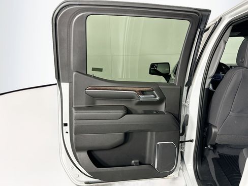 Used 2023 GMC Sierra 1500 Elevation image 25