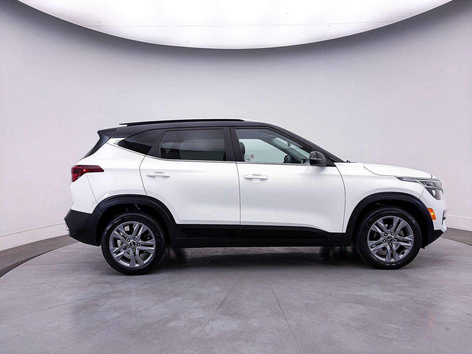 Used 2021 Kia Seltos S FWD image 38