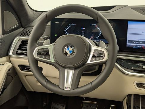 New 2026 BMW X7 xDrive40i w/ M Sport Package image 18