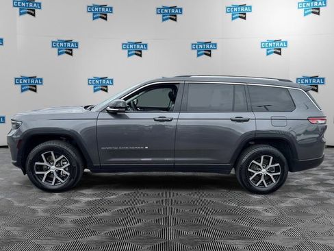 Certified 2023 Jeep Grand Cherokee L Limited w/ Trailer Tow Group (B) image 3