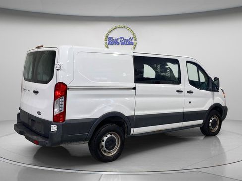 Used 2018 Ford Transit 250 130 Low Roof RWD image 5