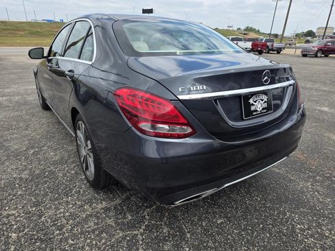 Used 2016 Mercedes-Benz C 300 Sedan image 5