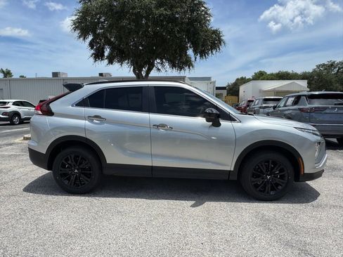 New 2025 Mitsubishi Eclipse Cross AWD image 9