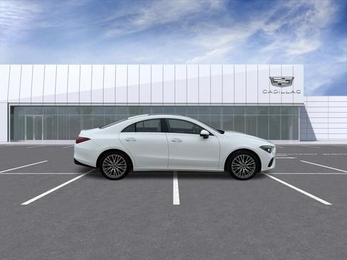 Used 2025 Mercedes-Benz CLA 250 4MATIC image 2
