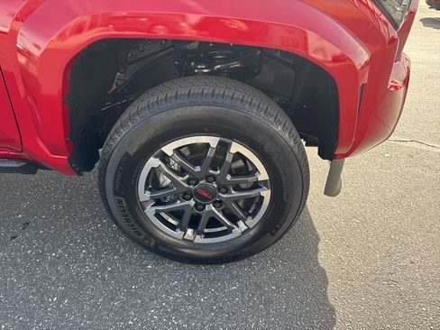 Used 2026 Toyota Tacoma TRD Sport image 18