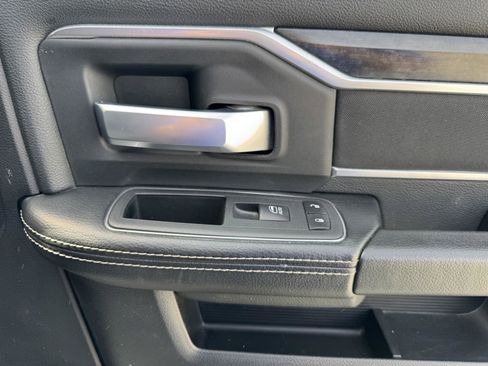 Used 2024 RAM 2500 Big Horn image 30