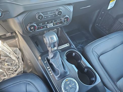 New 2025 Ford Bronco Big Bend image 24