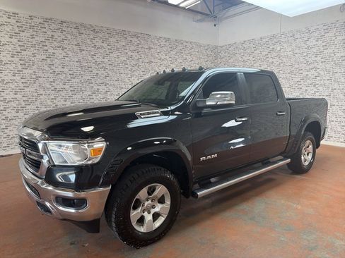 Used 2020 RAM 1500 Big Horn AWD/4WD image 3
