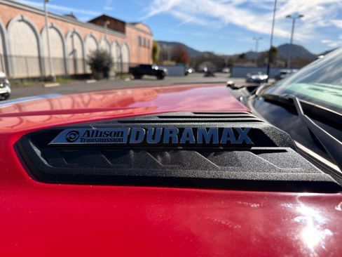 Used 2024 Chevrolet Silverado 3500 LT w/ Convenience Package image 45