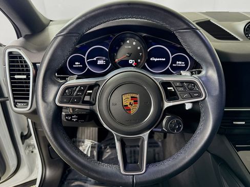 Certified 2022 Porsche Cayenne Coupe image 15