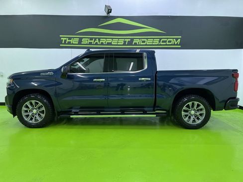 Used 2019 Chevrolet Silverado 1500 High Country w/ Technology Package AWD/4WD image 6