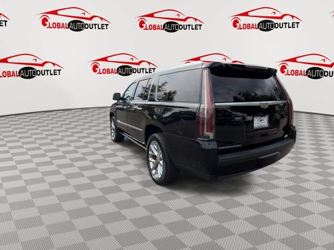 Used 2019 Cadillac Escalade ESV Premium Luxury RWD image 6