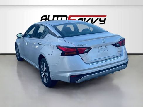 Used 2022 Nissan Altima 2.5 SV AWD/4WD image 5