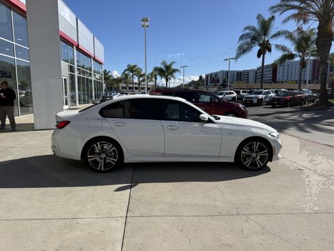 Used 2023 BMW 330i Sedan w/ Driving Assistance Package image 4