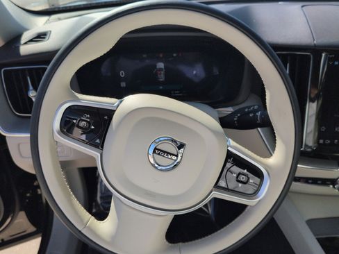 New 2025 Volvo XC60 T8 Plus w/ Protection Package Premier image 16