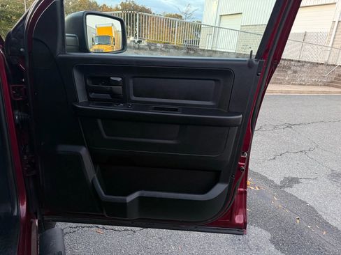 Used 2017 RAM 1500 Express image 20