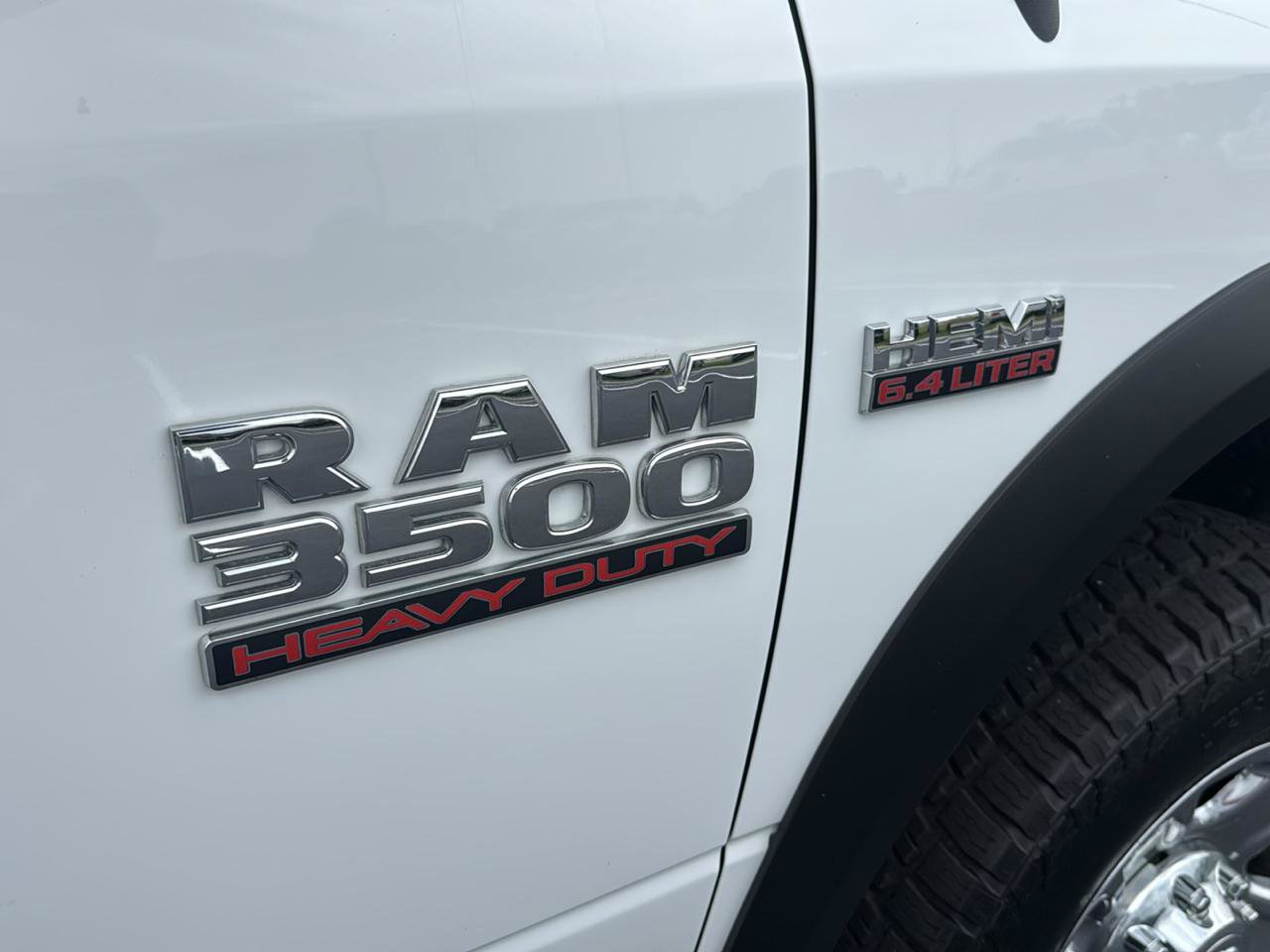 Used 2014 RAM 3500 Tradesman w/ Chrome Appearance Group AWD/4WD image 25