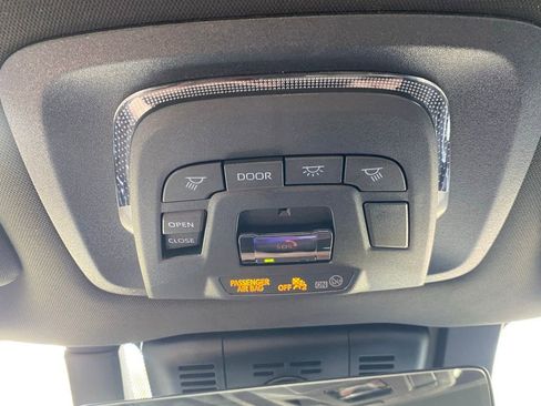 New 2025 Toyota Crown Signia image 23