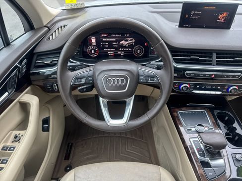 Used 2017 Audi Q7 3.0T Premium Plus image 14
