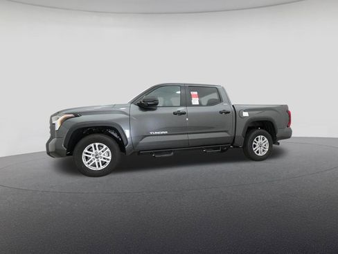 New 2025 Toyota Tundra SR5 AWD/4WD image 18