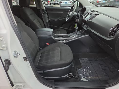 Used 2012 Kia Sportage LX w/ Navigation Pkg FWD image 22