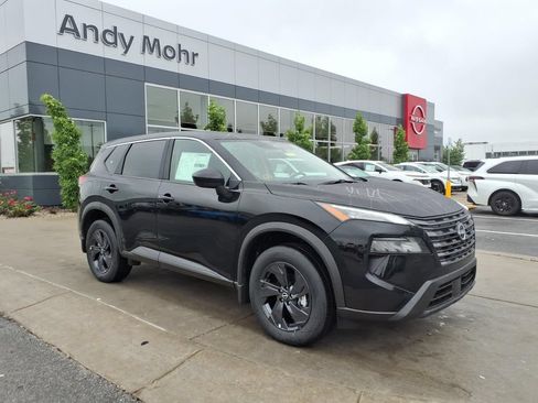 New 2026 Nissan Rogue SV AWD/4WD image 1