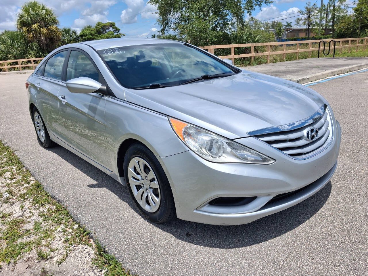Used 2013 Hyundai Sonata GLS FWD image 4