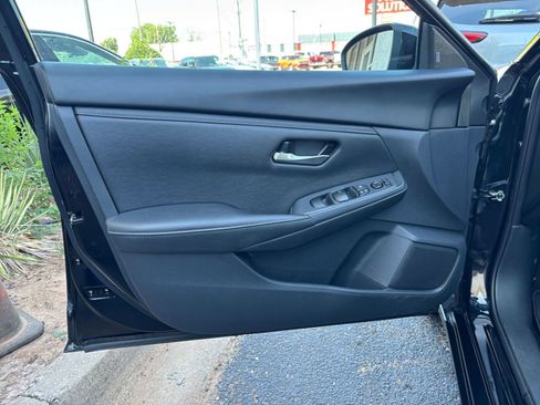 Used 2025 Nissan Sentra SV FWD image 15