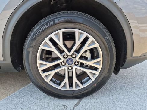 Used 2022 Ford Escape SEL AWD/4WD image 22
