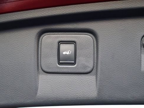 Used 2023 Nissan Murano Platinum image 18