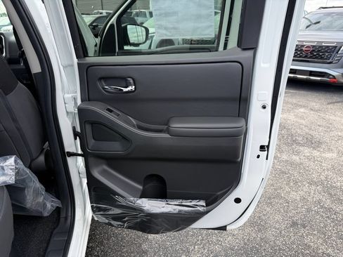 New 2026 Nissan Frontier SV w/ All-Weather Content Package AWD/4WD image 20