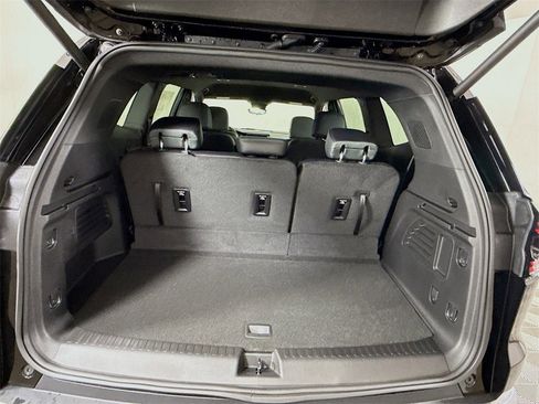 New 2026 GMC Acadia AT4 image 21