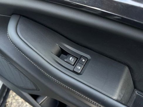 Used 2023 Jeep Grand Cherokee Altitude image 15