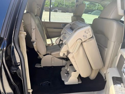 Used 2017 Ford Expedition EL Limited image 19