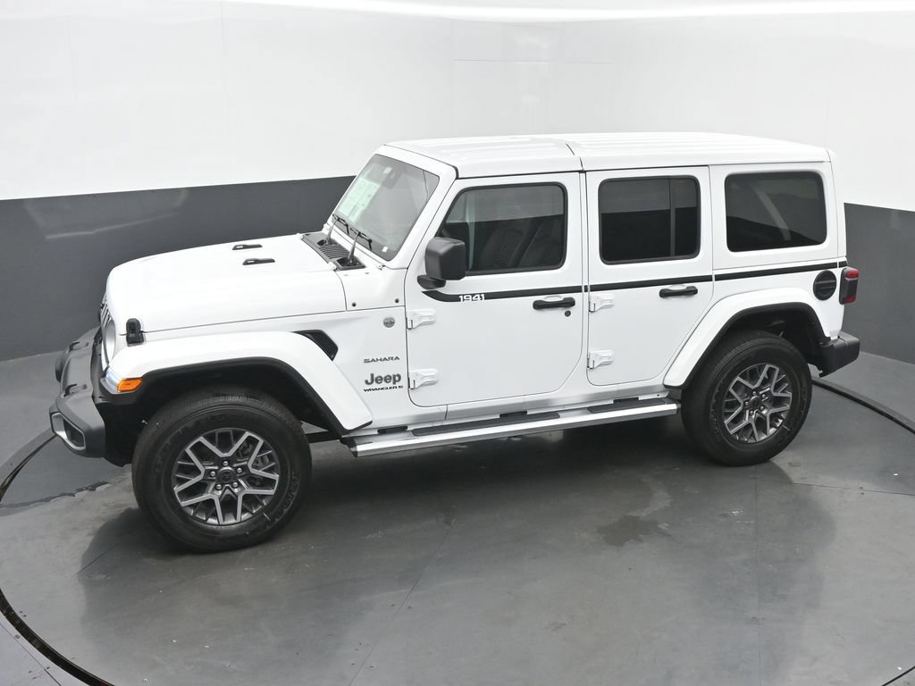 Used 2024 Jeep Wrangler Unlimited Sahara w/ Technology Group AWD/4WD image 47