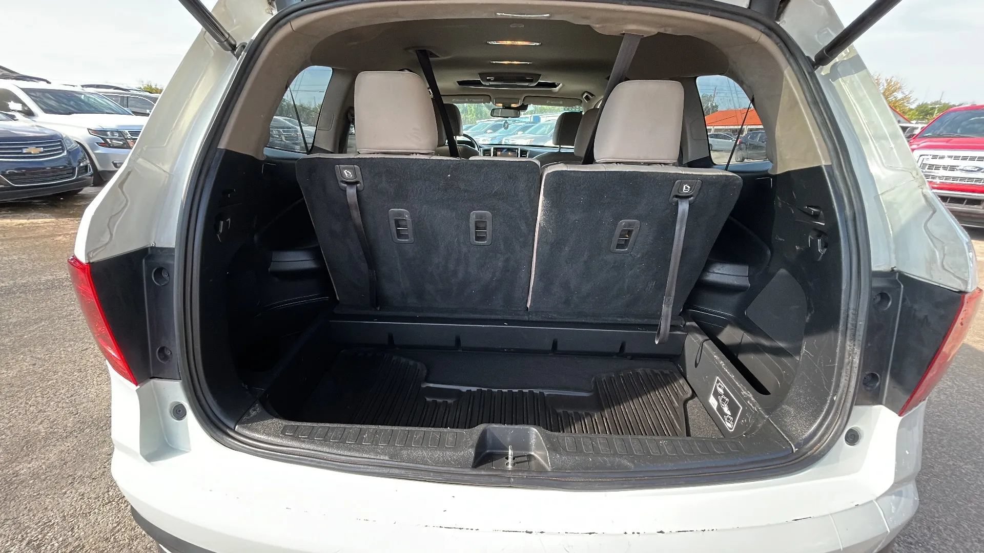 Used 2016 Honda Pilot Touring image 30