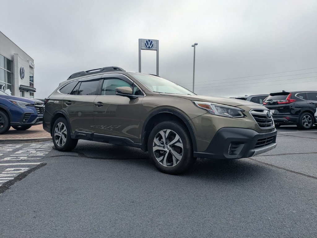 Used 2022 Subaru Outback Limited XT AWD/4WD image 3