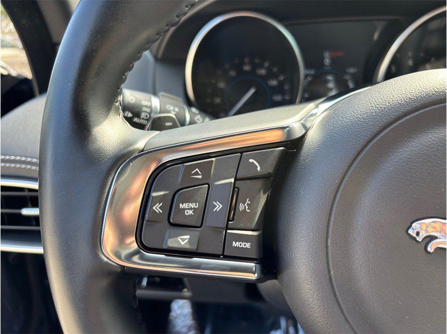 Used 2017 Jaguar XE R-Sport RWD image 29